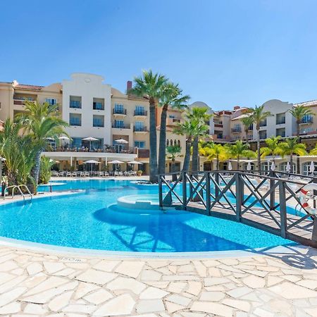 Denia Marriott La Sella Golf Resort & Spa Exterior photo A swimming pool in a hotel