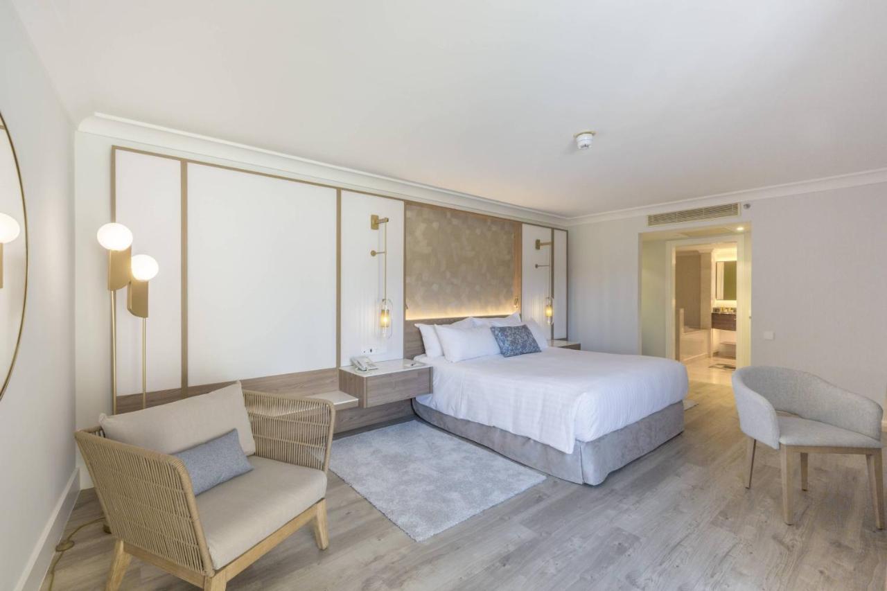 Denia Marriott La Sella Golf Resort & Spa Exterior photo A bedroom at the Cape Town International Convention Centre