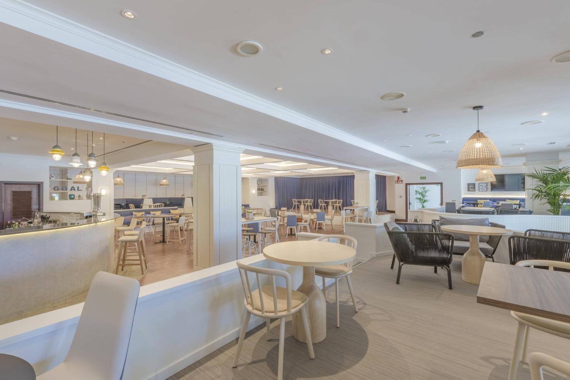 Denia Marriott La Sella Golf Resort & Spa Exterior photo The interior of the restaurant